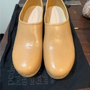 Loeffler Randall clogs 8M